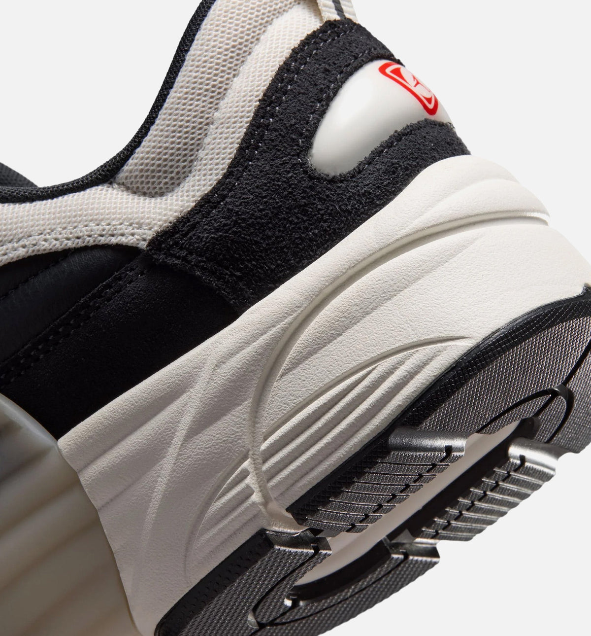 Trunner OS SE Off Noir Men's Sneakers