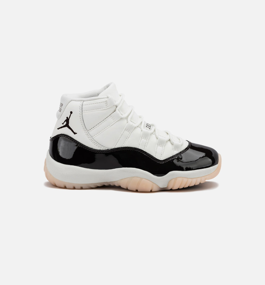 Air Jordan 11 Retro Neapolitan Women's Sneakers