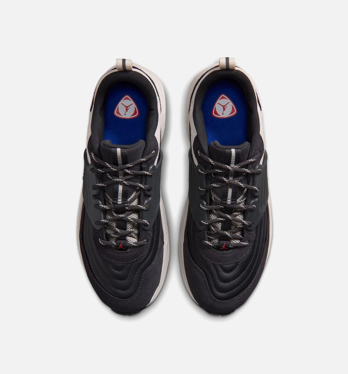 Trunner OS SE Off Noir Men's Sneakers